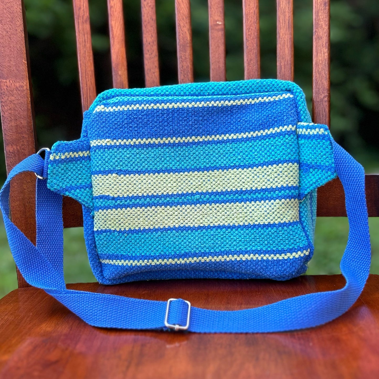 Blue/Green Woven Adjustable Bag