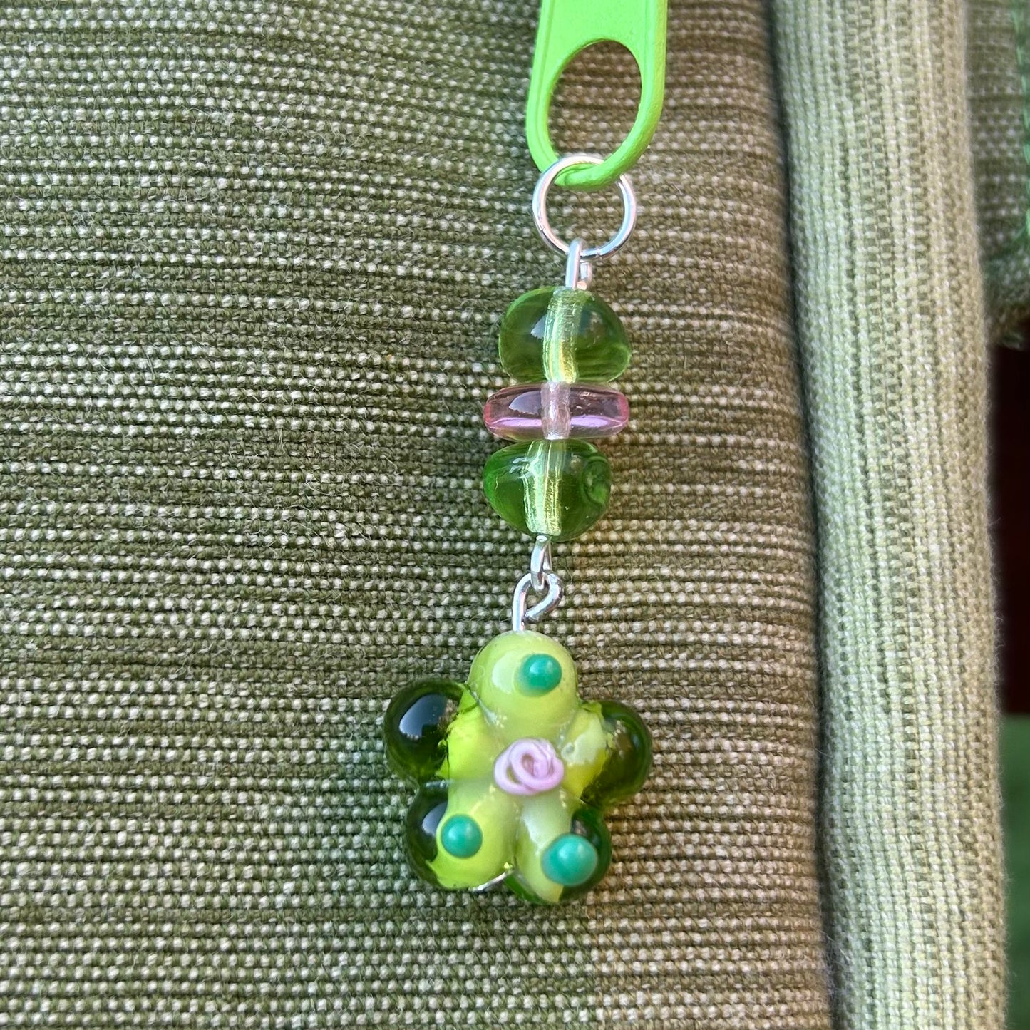 Thrifted Green Placemat Adjustable Bag