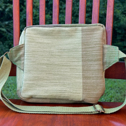 Thrifted Green Placemat Adjustable Bag
